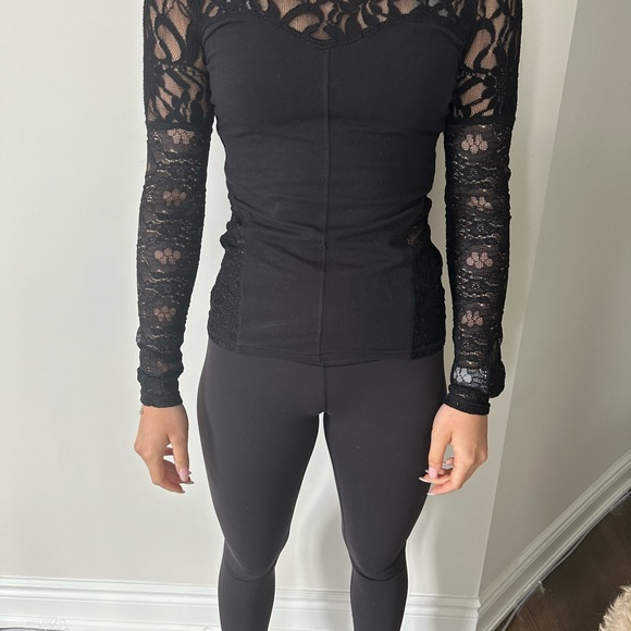 Black lace top - Picture 2 of 3